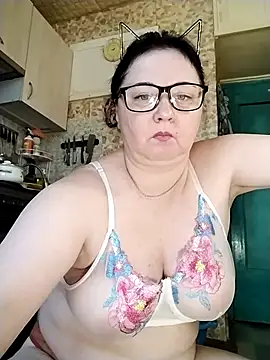 Holly-69 online show from 06.12.26