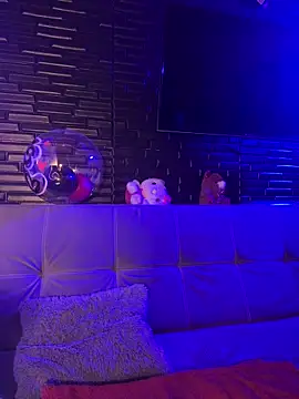 missycanoo online show from 03.21.25