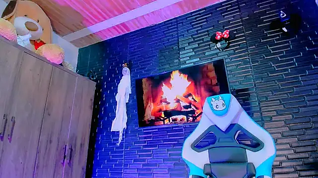 missycanoo online show from 09.21.25