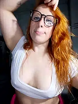 Snapshot of Bellatriz-horse chatting on 12.05.25 Bellatriz-horse online show from 12.05.25