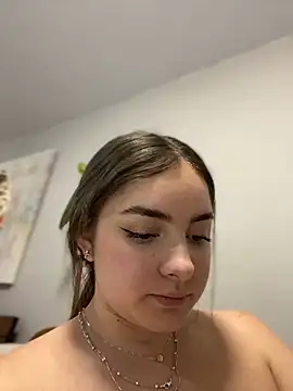 imlindapink online show from 01.27.25