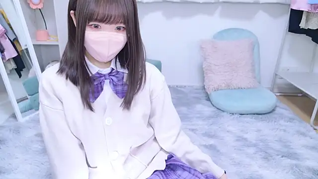 Snapshot of 328_mitsuha chatting on 03.12.25 328 mitsuha online show from 03.12.25