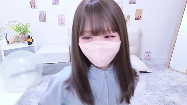 Snapshot of 328_mitsuha chatting on 11.05.25 328 mitsuha online show from 11.05.25