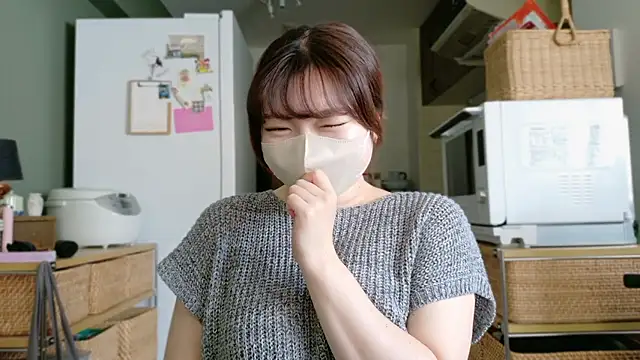  Yui  online show from 09.30.25