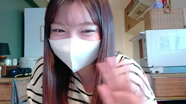  Yui  online show from 11.30.25