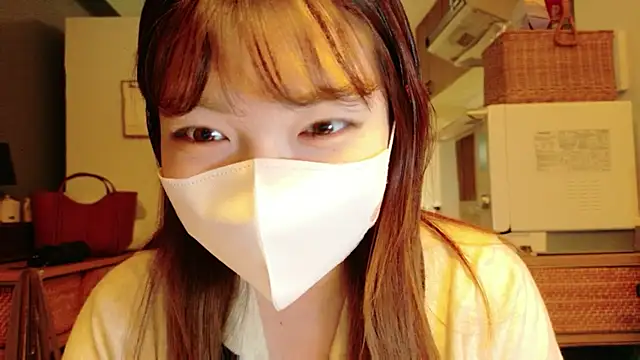  Yui  online show from 12.03.25