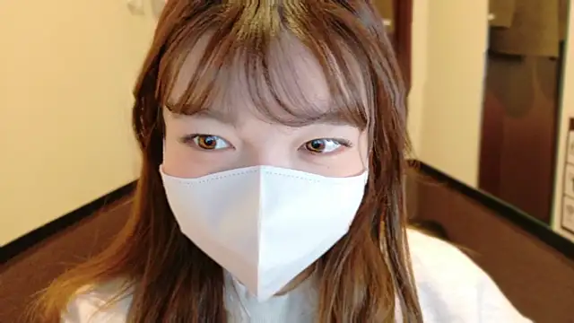  Yui  online show from 12.04.25