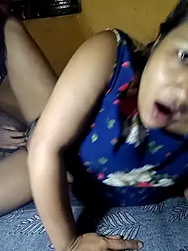 Snapshot of Radhikadavi879 chatting on 01.15.25 Radhikadavi879 online show from 01.15.25