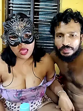 Snapshot of Radhikadavi879 chatting on 02.19.25 Radhikadavi879 online show from 02.19.25