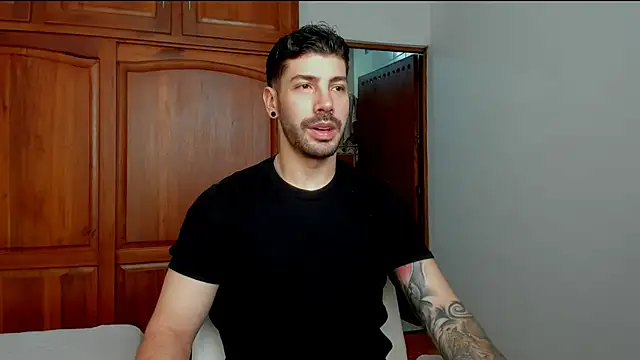 Guyinthemountain online show from 06.06.26