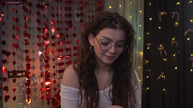 Snapshot of FlairEdgin chatting on 02.18.26 FlairEdgin online show from 02.18.26