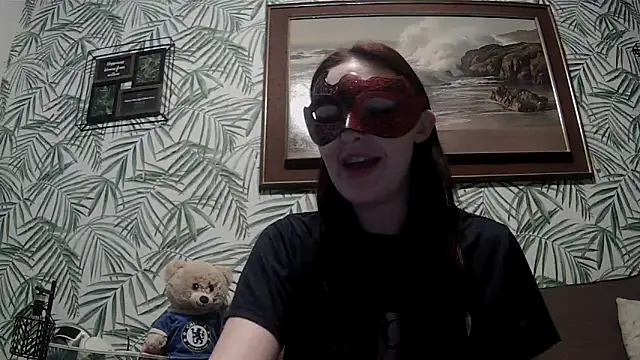 LexiSnowUK online show from 03.16.26