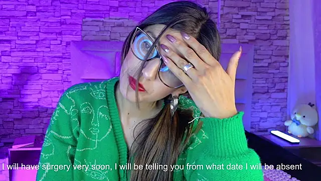  jade white  online show from 05.06.26