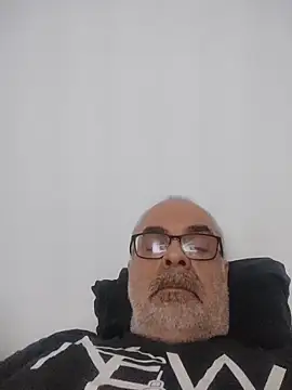 Satiro Sevilla online show from 11.14.25