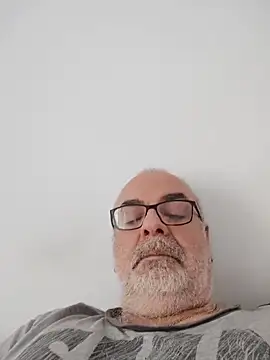 Satiro Sevilla online show from 02.24.26