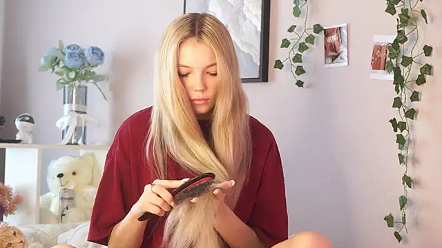 norakisses online show from 05.06.26