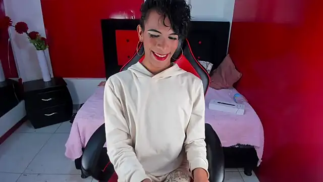 Strella ferrera online show from 03.04.25