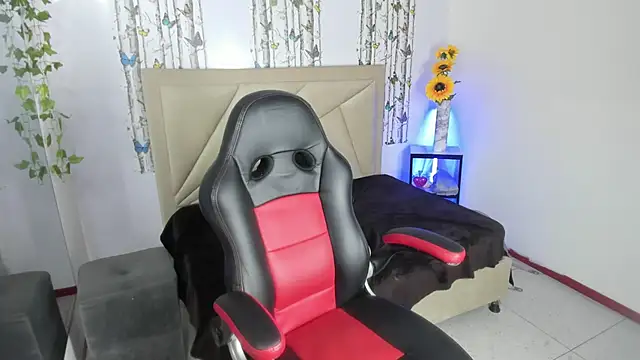 Strella ferrera online show from 09.29.25