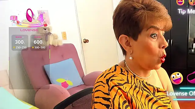 Angelina Stone 65 online show from 09.23.25