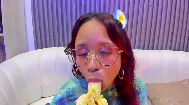 MelanieRoah online show from 03.15.25