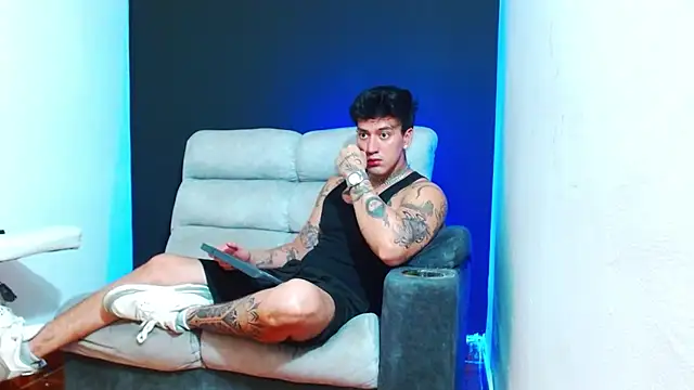 JUSTIN FULLER1 online show from 05.08.26