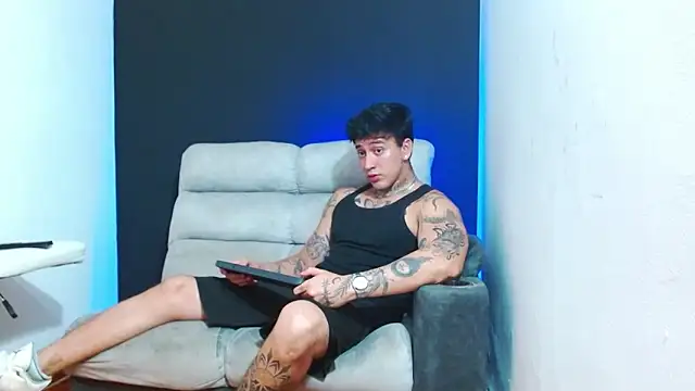JUSTIN FULLER1 online show from 05.08.26
