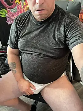 Snapshot of showoff79vers chatting on 12.04.24 showoff79vers online show from 12.04.24