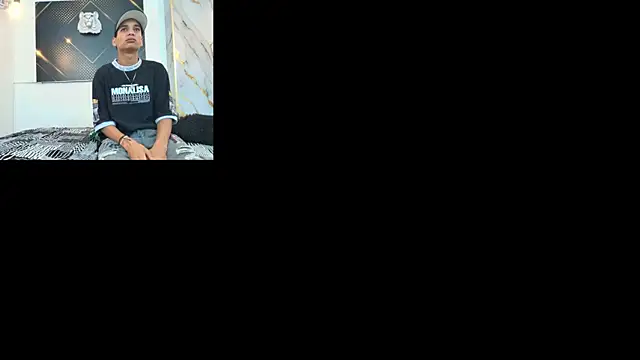 Snapshot of JordanAndAndrew chatting on 12.02.25 JordanAndAndrew online show from 12.02.25