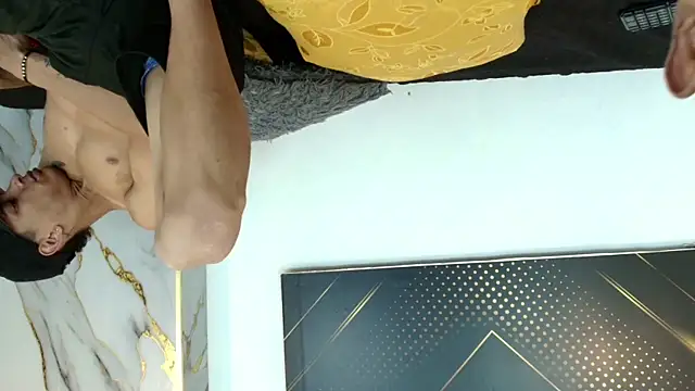 Snapshot of JordanAndAndrew chatting on 12.19.25 JordanAndAndrew online show from 12.19.25