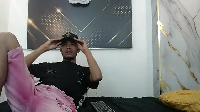 Snapshot of JordanAndAndrew chatting on 01.14.26 JordanAndAndrew online show from 01.14.26