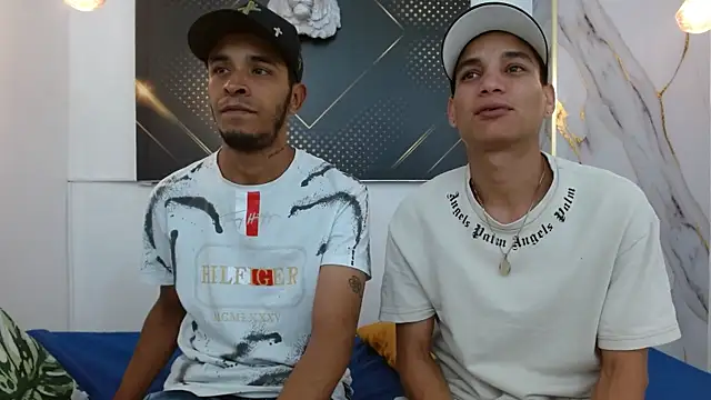 Snapshot of JordanAndAndrew chatting on 02.06.26 JordanAndAndrew online show from 02.06.26