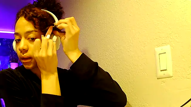 Snapshot of redbonejada chatting on 02.06.26 redbonejada online show from 02.06.26