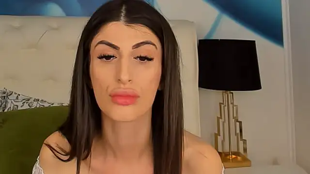 SkinnyDolly online show from 03.14.25