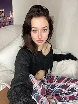 Snapshot of eva_and_adam1 chatting on 01.08.26 eva and adam1 online show from 01.08.26