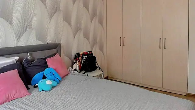 Snapshot of Bambiii_bby chatting on 11.11.25 Bambiii bby online show from 11.11.25