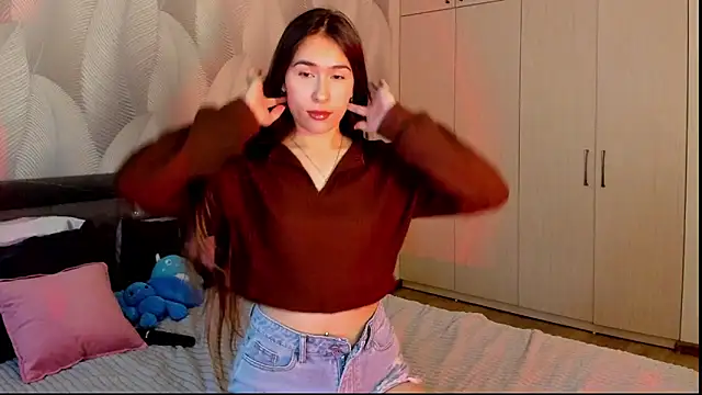 Snapshot of Bambiii_bby chatting on 11.24.25 Bambiii bby online show from 11.24.25