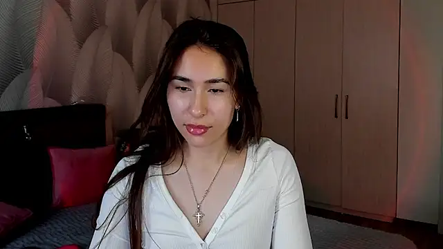 Snapshot of Bambiii_bby chatting on 12.21.25 Bambiii bby online show from 12.21.25