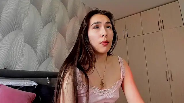 Snapshot of Bambiii_bby chatting on 02.15.26 Bambiii bby online show from 02.15.26