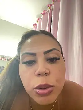 lariic online show from 02.19.25