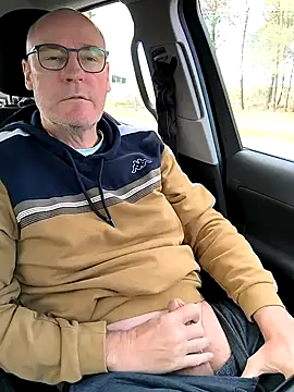 Snapshot of bogland33 chatting on 03.07.25 bogland33 online show from 03.07.25