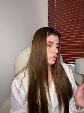 ARITOO  online show from 02.23.25