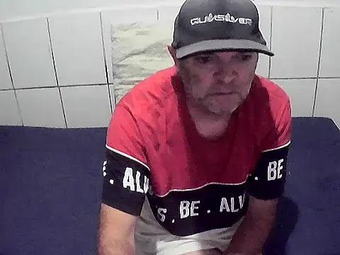 Snapshot of pierdona chatting on 06.29.26 pierdona online show from 06.29.26