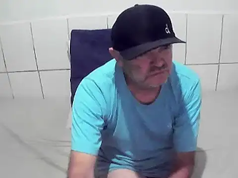 Snapshot of pierdona chatting on 07.21.26 pierdona online show from 07.21.26
