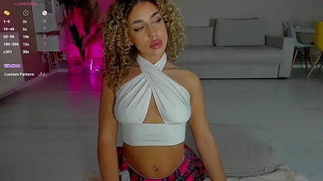 CurlyAnt0 online show from 11.12.25