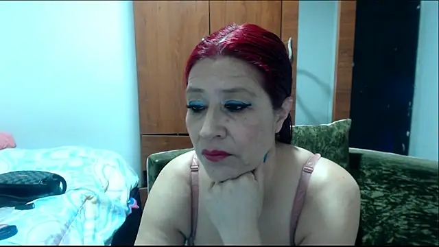 carolina linarez69 online show from 03.04.25