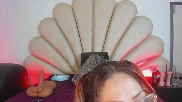 Snapshot of Anna__Spencer chatting on 03.05.25 Anna Spencer online show from 03.05.25