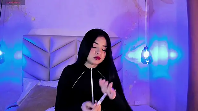 Snapshot of AuroraFiore chatting on 02.21.25 AuroraFiore online show from 02.21.25