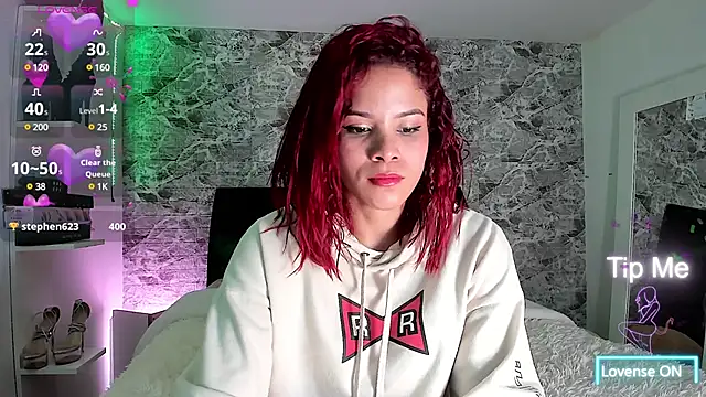 Snapshot of anna__duff chatting on 03.14.25 anna duff online show from 03.14.25