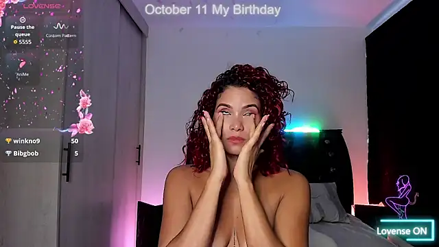 Snapshot of anna__duff chatting on 10.04.25 anna duff online show from 10.04.25