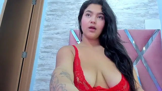 Snapshot of charlotterichardss chatting on 01.18.25 charlotterichardss online show from 01.18.25